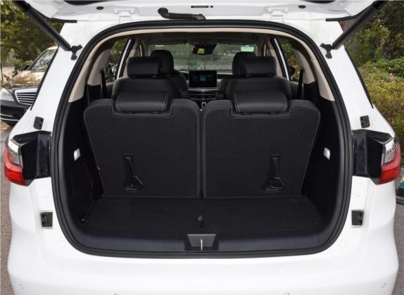 宋MAX新能源 2019款 EV 智行限量版 旗舰型 6座 车厢座椅   后备厢