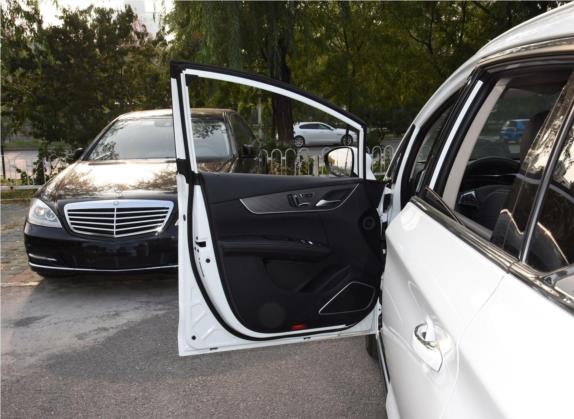 宋MAX新能源 2019款 EV 智行限量版 旗舰型 6座 车厢座椅   前门板