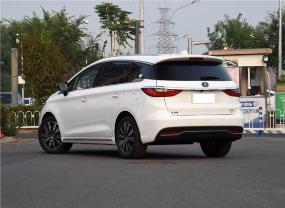 宋MAX新能源 2019款 EV 智行限量版 旗舰型 6座 外观   斜后