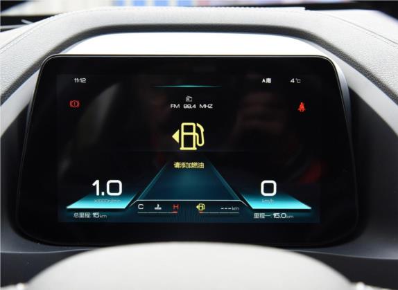 秦Pro 2018款 1.5L 手动智联锋劲型 中控类   仪表盘