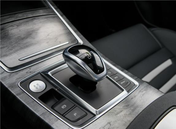 秦Pro新能源 2018款 EV500 智联领动型 中控类   挡把