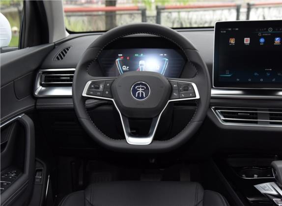 宋Pro 2019款 1.5T 自动尊贵型 中控类   驾驶位