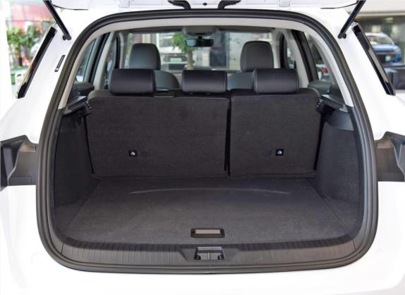 宋Pro 2019款 1.5T 自动精英型 车厢座椅   后备厢