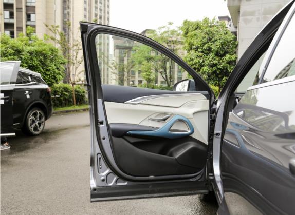 宋Pro 2021款 1.5T 自动骁云版精英型 车厢座椅   前门板