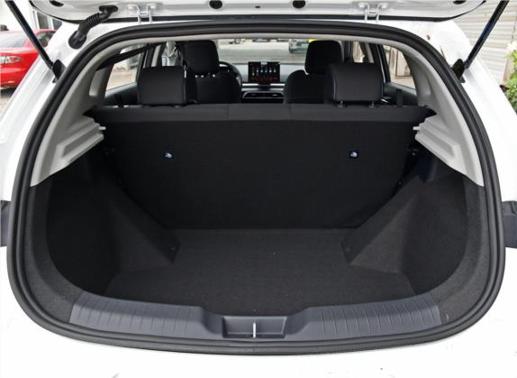 比亚迪e2 2020款 升级版 标准续航版 标准型 车厢座椅   后备厢