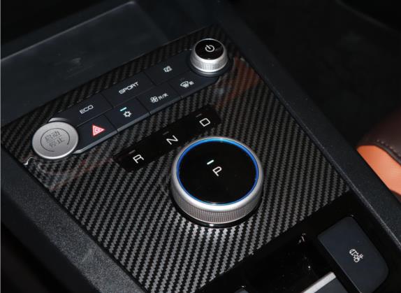 比亚迪e2 2021款 豪华型 中控类   挡把