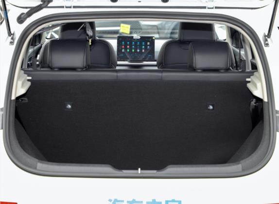 比亚迪e2 2021款 出行版 车厢座椅   后备厢