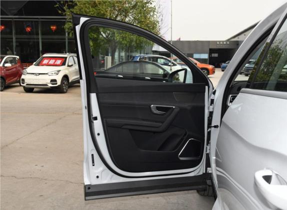 宋Pro新能源 2019款 EV 高功率版尊贵型 车厢座椅   前门板