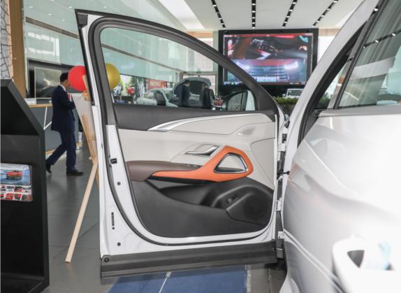 宋Pro新能源 2022款 DM-i 51km 尊荣型 车厢座椅   前门板