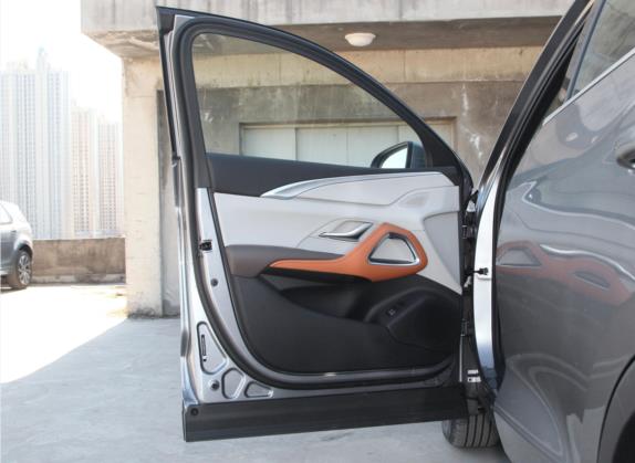 宋Pro新能源 2022款 DM-i 110km 旗舰型 车厢座椅   前门板