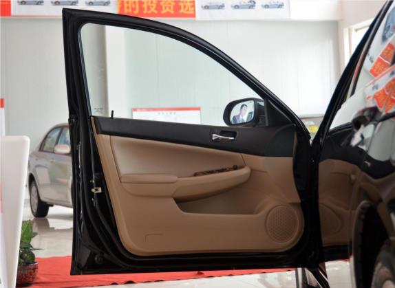 比亚迪F6 2011款 黄金版 1.8L MT尊享型 车厢座椅   前门板