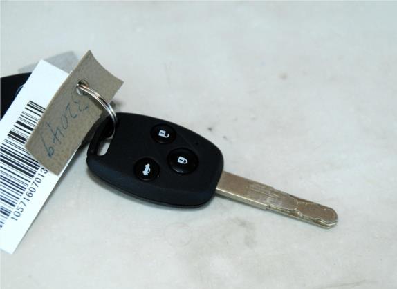 比亚迪F6 2011款 黄金版 2.0L CVT尊享型 其他细节类   钥匙