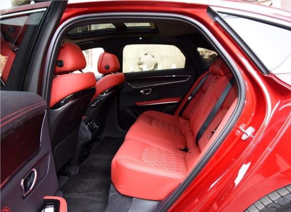 汉 2020款 EV 四驱高性能版旗舰型 车厢座椅   后排空间