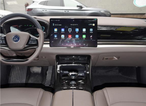 汉 2021款 EV 标准续航版豪华型 中控类   中控台