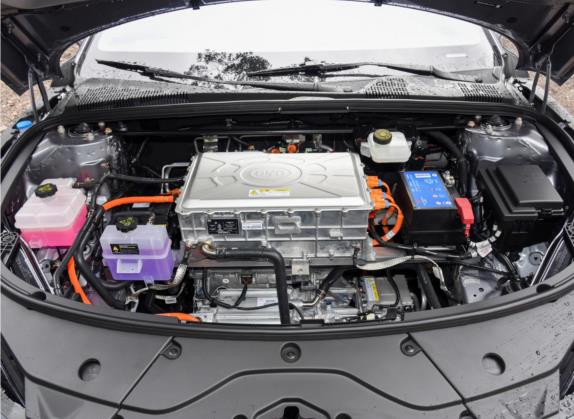 汉 2021款 EV 标准续航版豪华型 其他细节类   发动机舱