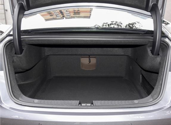 汉 2021款 EV 标准续航版豪华型 车厢座椅   后备厢