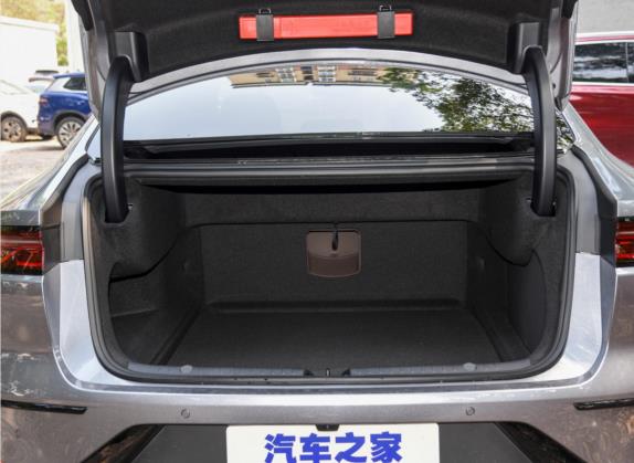 汉 2022款 EV 创世版 715KM前驱旗舰型 车厢座椅   后备厢