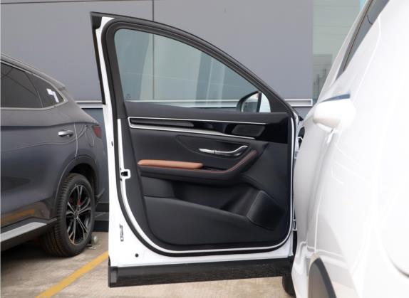 宋PLUS 2020款 1.5T 自动豪华型 车厢座椅   前门板
