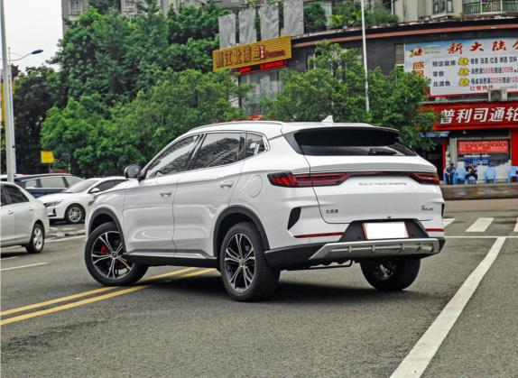 宋PLUS 2020款 1.5T 自动旗舰型 外观   斜后