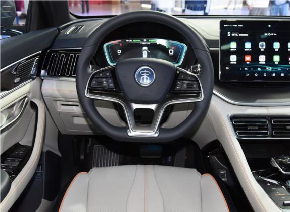 宋PLUS新能源 2021款 EV 旗舰型 中控类   驾驶位