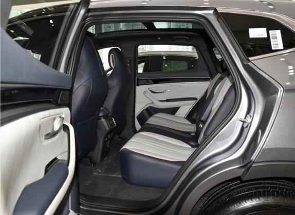 宋PLUS新能源 2021款 EV 尊贵型 车厢座椅   后排空间
