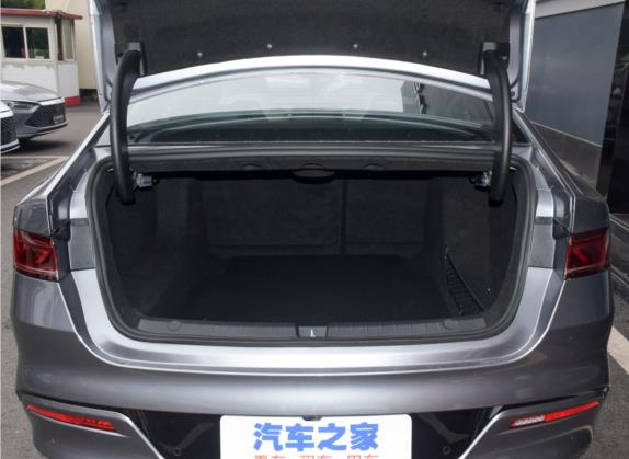 秦PLUS 2021款 DM-i 55KM 尊贵型 车厢座椅   后备厢