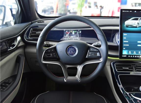 秦PLUS 2021款 EV 600KM 旗舰型 中控类   驾驶位