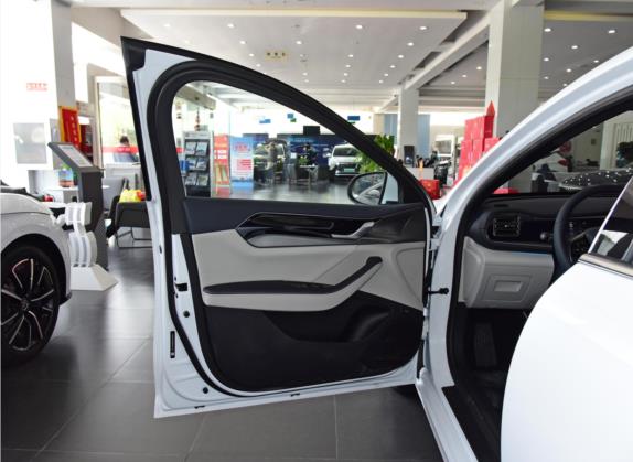 秦PLUS 2021款 EV 600KM 旗舰型 车厢座椅   前门板