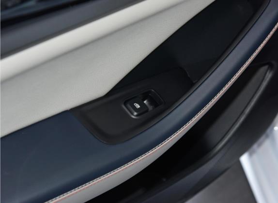 秦PLUS 2021款 EV 600KM 旗舰型 车厢座椅   门窗控制