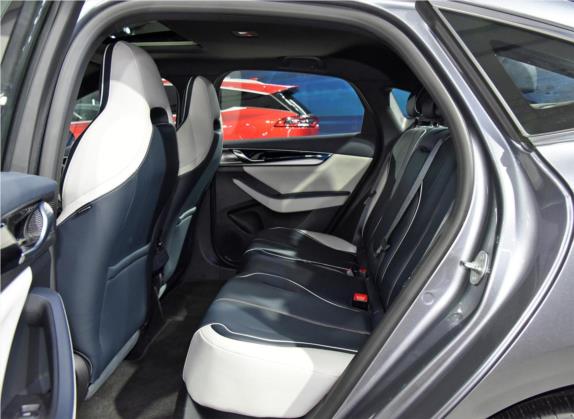 秦PLUS 2021款 EV 500KM 尊贵型 车厢座椅   后排空间