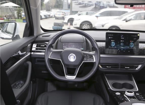 秦PLUS 2021款 EV 400KM 领畅版 中控类   驾驶位