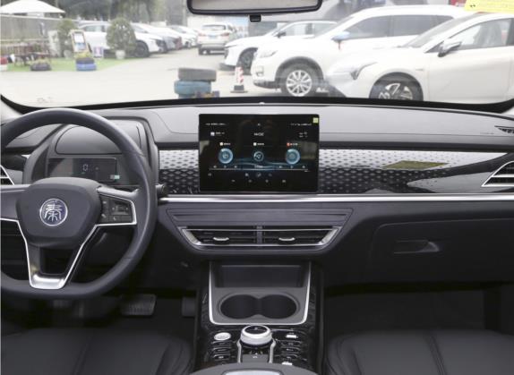 秦PLUS 2021款 EV 400KM 领畅版 中控类   中控台
