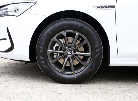 秦PLUS 2021款 EV 400KM 领畅版 其他细节类   前轮
