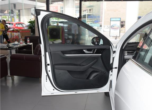 秦PLUS 2021款 EV 400KM 出行版 车厢座椅   前门板