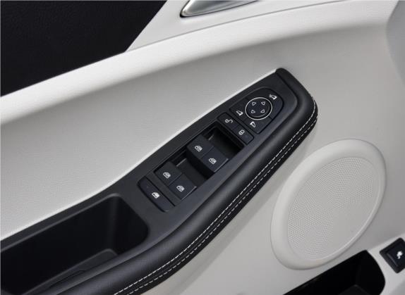元Pro 2021款 401KM 尊贵型 车厢座椅   门窗控制