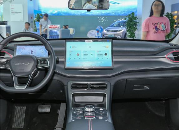 驱逐舰05 2022款 DM-i 55KM 豪华型 中控类   中控台