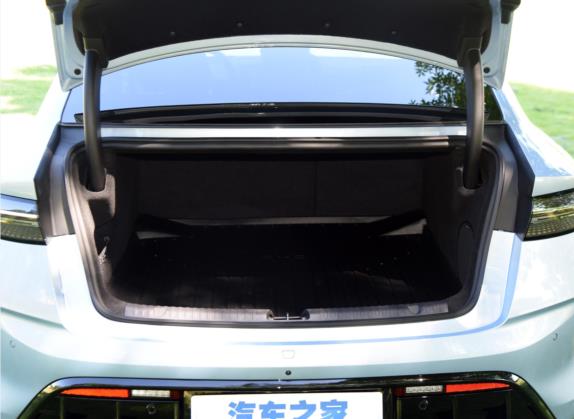 海豹 2022款 700km 长续航后驱版 车厢座椅   后备厢