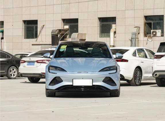 海豹 2022款 550km 标准续航后驱版尊贵型 外观   正前