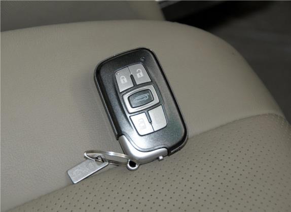 比亚迪M6 2013款 2.4L 自动尊贵型 其他细节类   钥匙