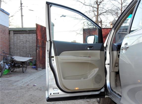 比亚迪M6 2013款 2.0L 手动舒适型 车厢座椅   前门板