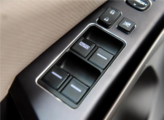 比亚迪e6 2012款 先行者 车厢座椅   门窗控制