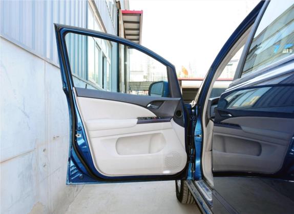 比亚迪e6 2014款 豪华版 车厢座椅   前门板