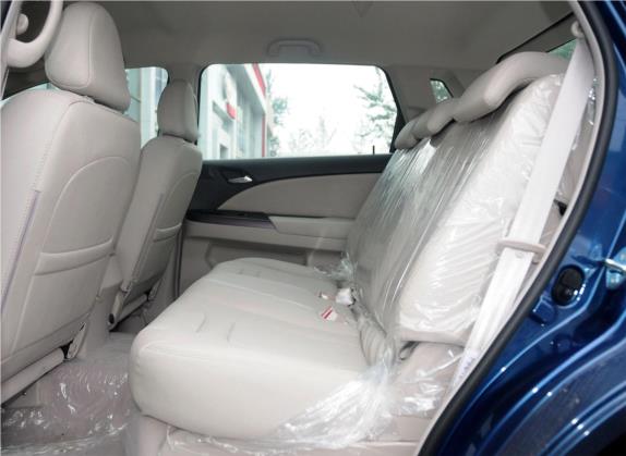 比亚迪e6 2014款 豪华型(北京版) 车厢座椅   后排空间