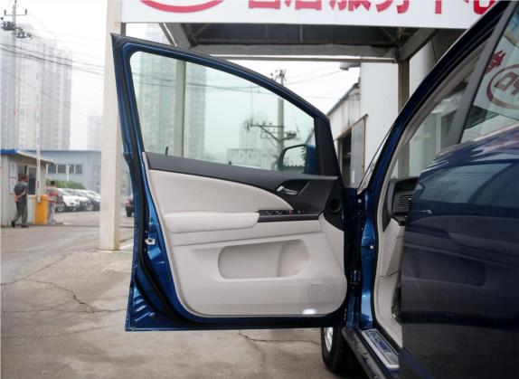 比亚迪e6 2014款 豪华型(北京版) 车厢座椅   前门板