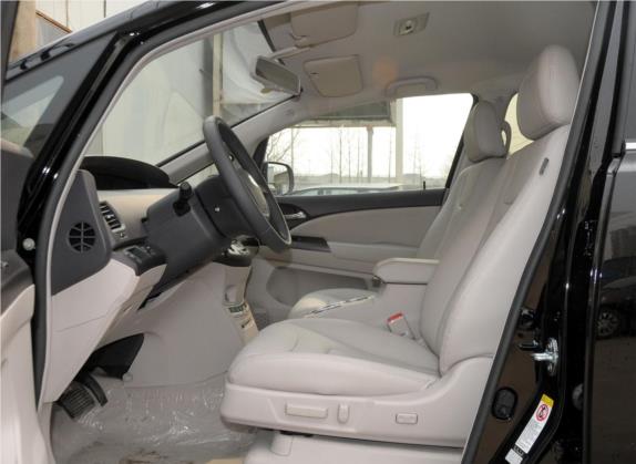 比亚迪e6 2014款 精英版 车厢座椅   前排空间
