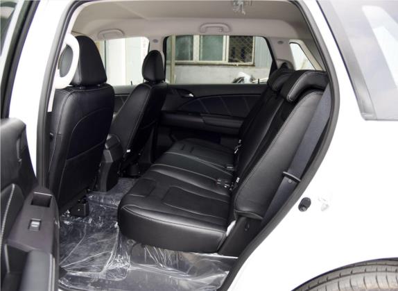 比亚迪e6 2017款 400 精英版 车厢座椅   后排空间
