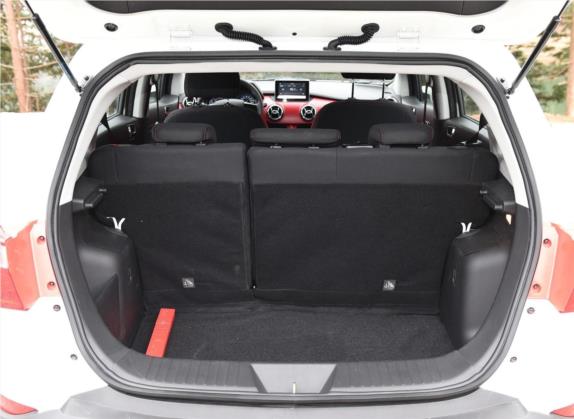北汽昌河Q25 2016款 1.5L 手动乐慧版 车厢座椅   后备厢