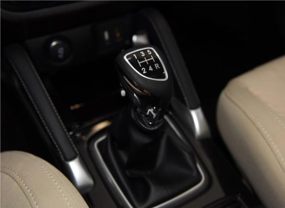 北汽昌河Q35 2016款 1.5L 手动炫酷版 中控类   挡把