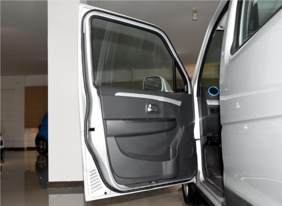 北斗星X5E 2017款 EV168 进取版 车厢座椅   前门板