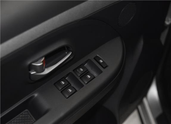 北斗星X5E 2017款 EV268 畅行版 车厢座椅   门窗控制